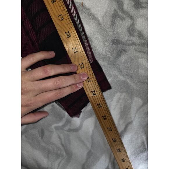 Charlotte Russe Magenta Plaid Button Up Top Women's Size L - Picture 8 of 10